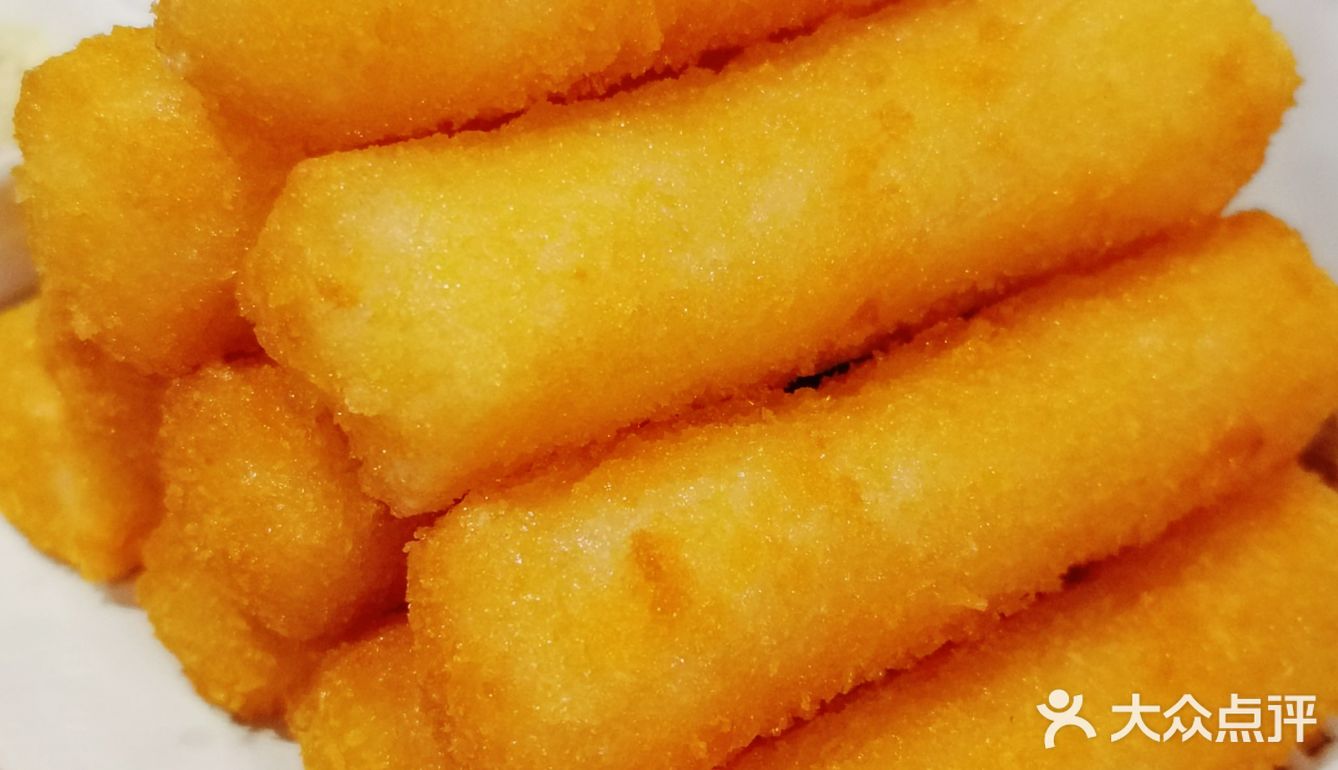 黑龙潭剁椒大鱼头🐟，🌶️辣安逸了！