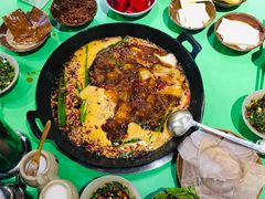 -周幺妹重庆老火锅(银泰城总店)