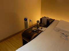 -崇英经络足疗(曲江店)