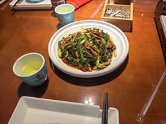 -魏铭鱼头捞饭(晋阳路店)