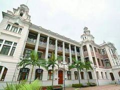 -香港大学