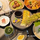 走进成都这家宋式美学素食餐厅