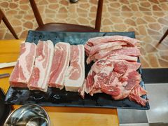-小黑猪石板烤肉(皇冠花园店)