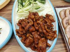 -合合春饼·酱骨·东北菜(潘家园店)