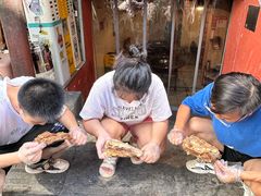 -邓莽子老火锅(中兴路总店)