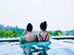 -七彩云南古滇温泉山庄