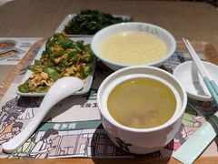-老乡鸡(上海白玉兰广场店)