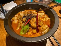 -云海肴·汽锅鸡·云南菜(天山百盛优客店)