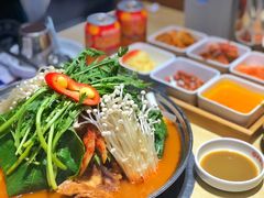 辣白菜脊骨火锅-韩香福脊骨汤锅(上杭路店)