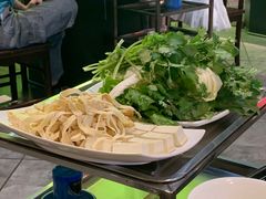 -陈大锅·岳阳鱼馆·地道岳阳菜(美食街店)