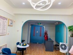 -萱草产后康复催乳中心(江宁万达店)