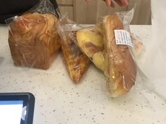 -顶东面包花园·生日蛋糕(世博店)
