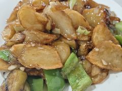 地三鲜-老于餐厅(民生路店)