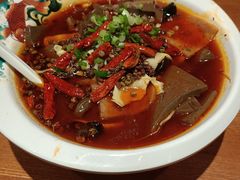 -渝是乎酸菜鱼(龙旗购物中心店)