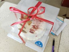 -红宝石·鲜奶小方·海派西点房(长阳店)