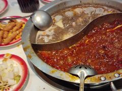 -沸炉重庆老火锅(军事博物馆店)