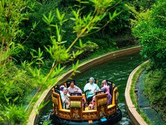 -茅山东方盐湖城景区