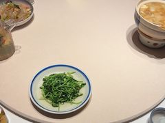 -八府香鸭·啫啫煲(华山路店)