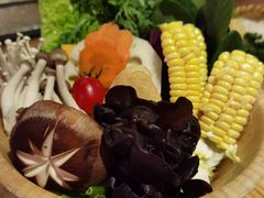 -湊湊火锅·茶憩(新中关购物中心店)