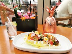 鲑鱼色拉-城市露台景观餐厅(淮海路店)