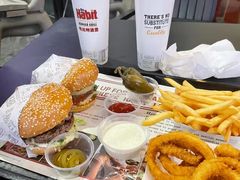 -The Habit Burger Grill 哈比特汉堡(复兴soho店)