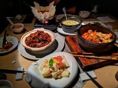 -穹六人间 people 6(岳阳路店)