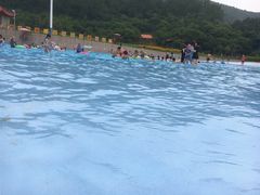 -汤山欢乐水世界