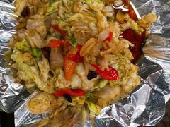 五花肉蜇头炒手撕包菜-乔家满族八大碗(流水沟店)