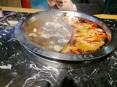 -鸿火锅(航天路店)