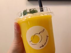 Mango&nbsp;smoothie-Make Me Mango Tha Tian