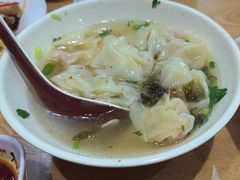 -三好食堂(煎饺·馄饨·肉饼米线·盛世广场店)