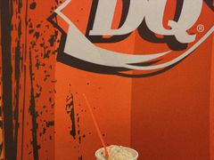摩卡巧克力暴风雪-DQ·蛋糕·冰淇淋(天一2店)