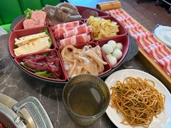-刘一手重庆火锅(万达广场店)