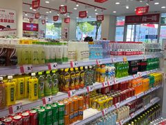 -赵一鸣零食(南京上元大街店)