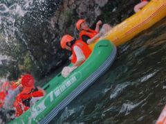-雅鲁激流探险漂流