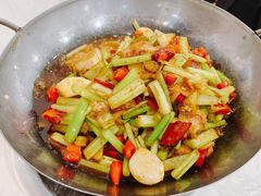 干锅肥肠-新新湘菜馆(新中街二条店)
