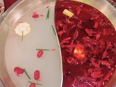 -重庆爽翻天老火锅(临平万达广场店)