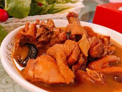 小鸡炖蘑菇-山乡农家院(海淀区西北旺店)