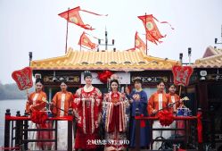 -全城热恋璀璨婚纱摄影(国贸总店)
