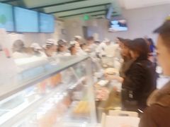 -奈雪的茶(亨特国际广场店)