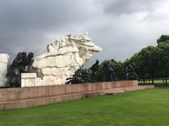 -上海市龙华烈士陵园