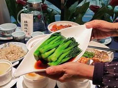白灼芥兰-维园悦谱·海派家常菜(乌鲁木齐南路店)