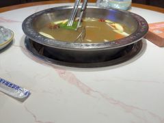 -乡土黄·鲜牛肉火锅·小龙虾(兴业街店)