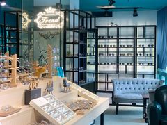 -Trend1881视光·蔡司视觉(领展广场店)