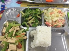 -北京外国语大学东院食堂