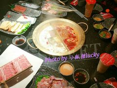 鸳鸯锅（麻辣＋菌汤）-渝利重庆火锅