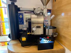 -长颈鹿咖啡(大学路店)