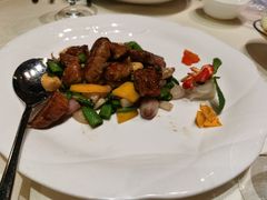 黑椒爆炒雪花牛肉粒-皇朝会.经典传统粤菜(外滩店)