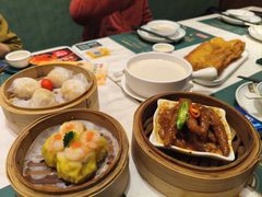 -悦得闲广式点心茶楼(蓝鲸世界店)