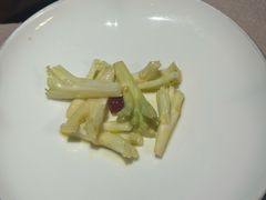 泡椒花菜梗-荣轩(新荣记环球金融中心店)